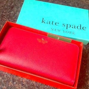 Kate Spade ziparound wallet - brand new